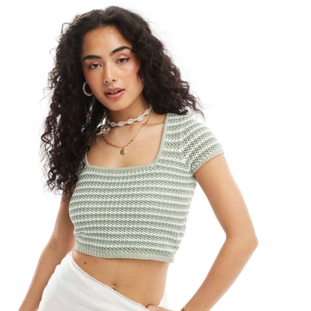 Hollister short sleeve stripe crochet top in green size S